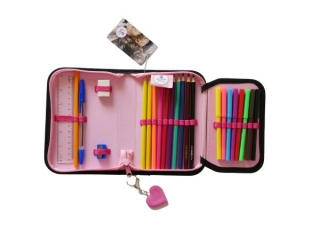 PI�RNIK Z WYPOSA�ENIEM NA 1 ZAMEK / THE SWEET PETS - KOT