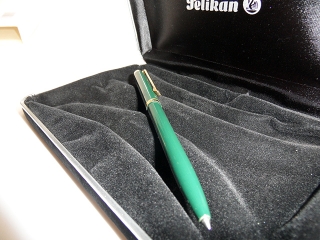 D�ugopis Pelikan + etui zielony